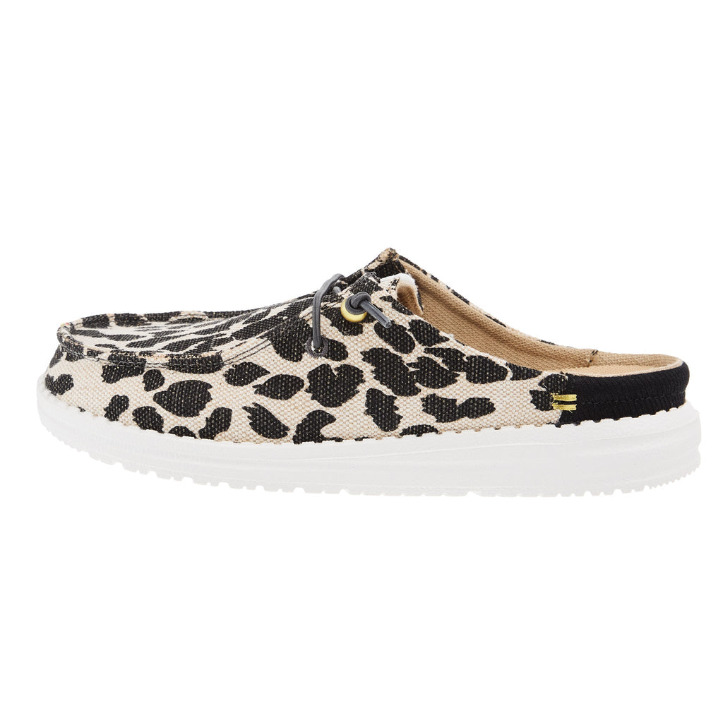 Hey Dude Womens Wendy Classic Leopard Slip On Shoe